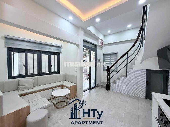 Nhà Nguyên Căn 2PN2WC FullNT Cao Cấp Có Ban Công Ngay Trung Tâm PN
