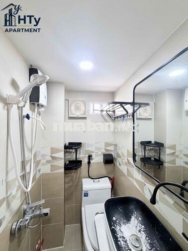 Nhà Nguyên Căn 2PN2WC FullNT Cao Cấp Có Ban Công Ngay Trung Tâm PN