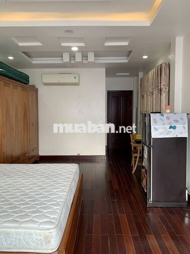 CHO THUÊ PHÒNG BAN CÔNG CAO CẤP- CÓ THANG MÁY