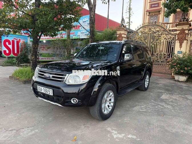 Ford Everest 2014 Limited 11 vạn km Đen
