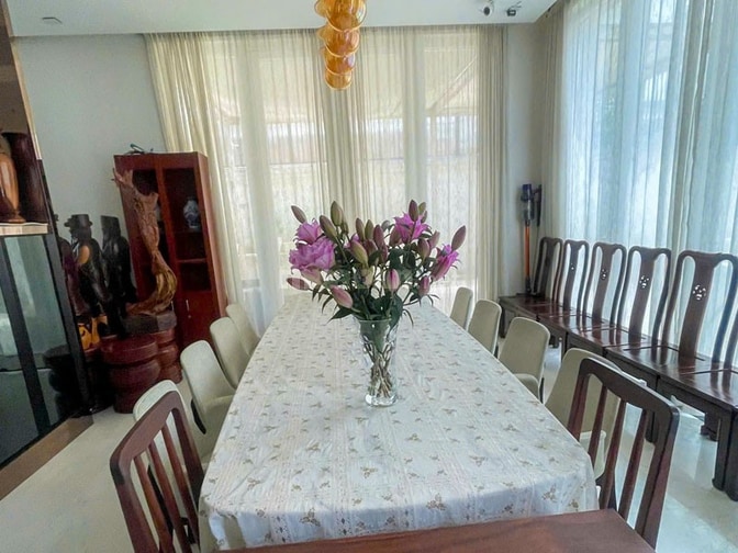 Bán biệt thự Sala Đại Quang Minh, diện tích 331,5m2, hầm + 4 tầng