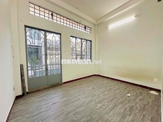Siêu Phẩm Hẻm 6M , Gần Luỹ Bán Bích , Chợ Tân Hương , Đại Học VHU