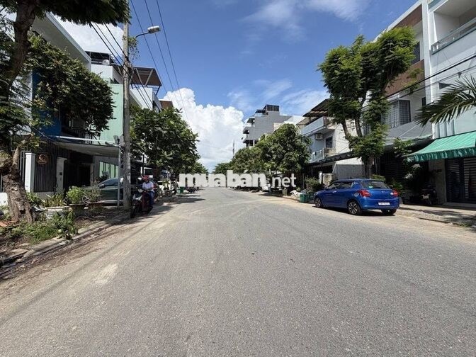 BÁN LÔ NAM VIỆT Á - NGHIÊM XUÂN YÊM 95M2 GIÁ 9,5 TỶ