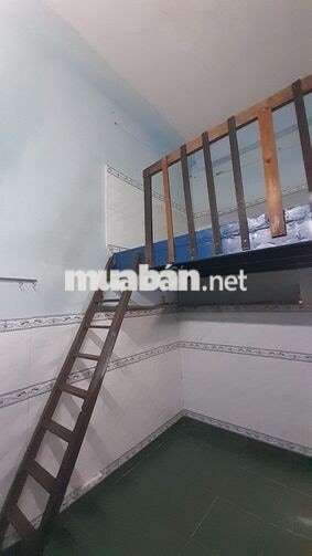 Phòng trọ khu vực an ninh, phòng sạch mới, sử dụng nước máy.