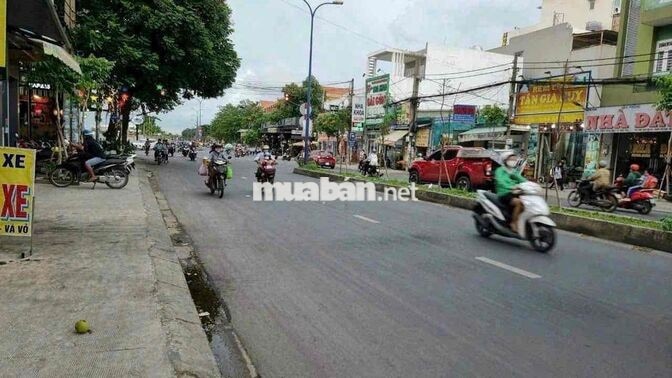 CHO THUÊ NHÀ NGUYÊN CĂN MT KINH DOANH 4x18m, TRỆT 2LẦU SÂN THƯỢNG 4PN