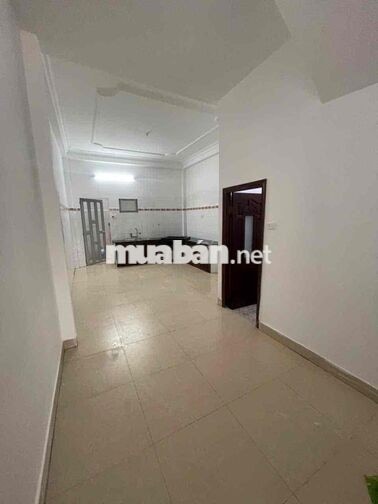 CHO THUÊ NHÀ NGUYÊN CĂN MT KINH DOANH 4x18m, TRỆT 2LẦU SÂN THƯỢNG 4PN