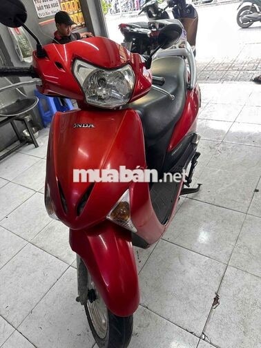 Honda Lead 2010 màu Đỏ
