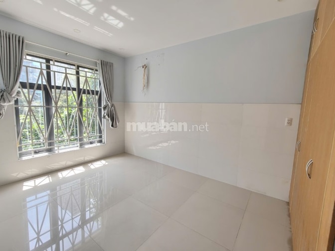 Đi định cư, bán gấp nhà dự án Huy Hoàng - Đảo Kim Cương Hồ Chí Minh.