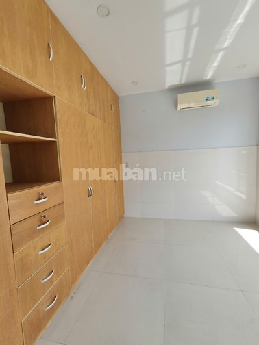 Đi định cư, bán gấp nhà dự án Huy Hoàng - Đảo Kim Cương Hồ Chí Minh.