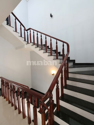Đi định cư, bán gấp nhà dự án Huy Hoàng - Đảo Kim Cương Hồ Chí Minh.