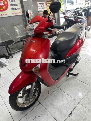 Honda Lead 2010 màu Đỏ