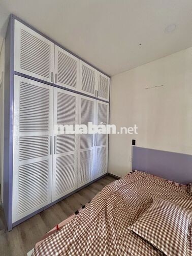 CHO THUÊ CĂN HỘ 2PN MONARCHY, GIÁ CHỈ 17 TRIỆU, FULL NỘI THẤT
