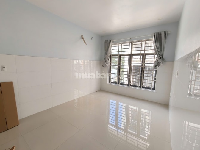 Đi định cư, bán gấp nhà dự án Huy Hoàng - Đảo Kim Cương Hồ Chí Minh.