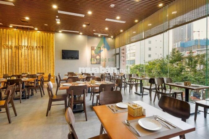 Cần cho thuê khách sạn 11 tầng 46 phòng đường Loseby, Sơn Trà 4*