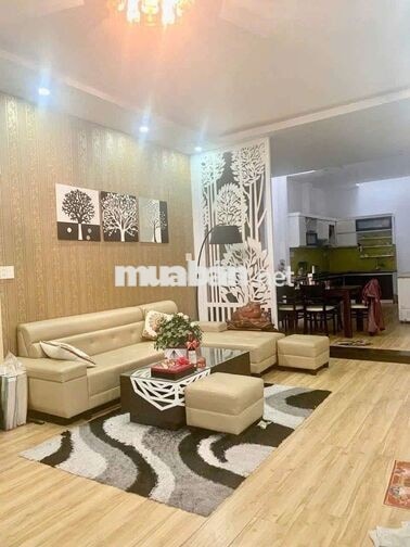 Cho thuê căn nhà mặt tiền trung tâm nha trang
