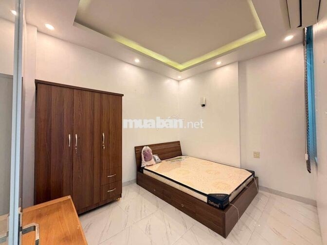 Cho thuê nhà 3 tầng Full nội thất Khu VCN Phước Long gần Đường Số 28