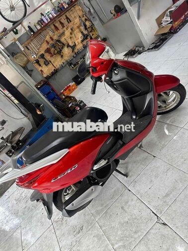 Honda Lead 2010 màu Đỏ