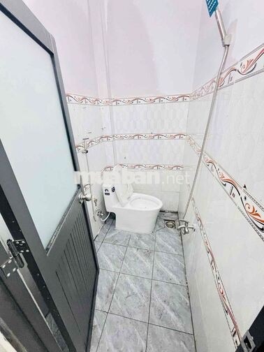 Nhà lầu trệt ở đường Trần Khánh Dư vô chút ngã tư Mồi
