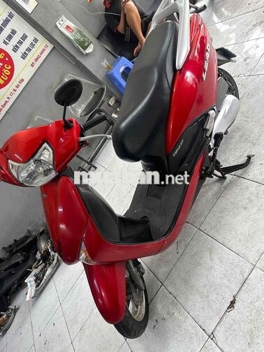 Honda Lead 2010 màu Đỏ