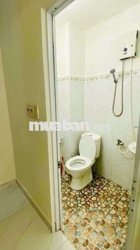 Nhà Cho Thuê Nguyên Căn Có Phòng Ngủ Tầng Trệt. Khu Phạm Hùng