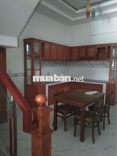 cho thuê nhà mới sạch sẽ mặt tiền kênh trung ương vừa ở kinh doanh