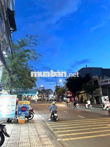 MẶT TIỀN ĐINH BỘ LĨNH, HÀNG XANH -  CHÍNH CHỦ