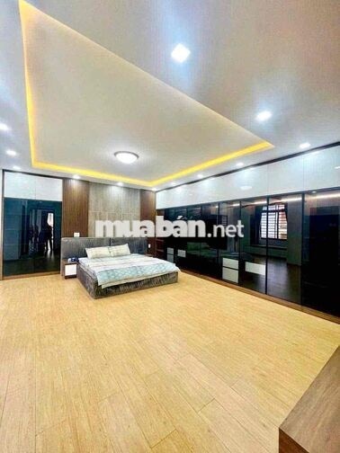 Biệt Thự gốc 2 MT khu Tên Lửa 10x20,2 Lầu,4 phòng