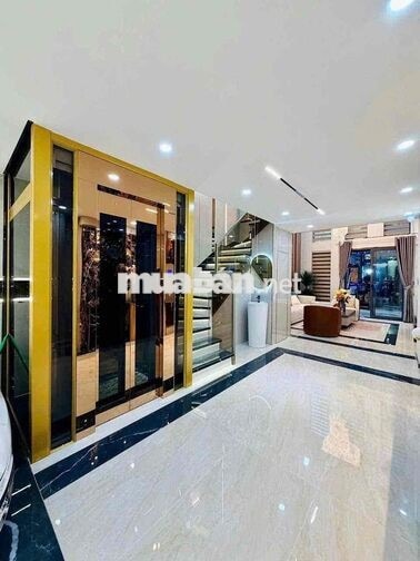 CHO THUÊ SIÊU PHẨM CÓ THANG MÁY XE HƠI VÀO NHÀ 5PN 25TR
