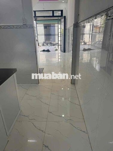 cần cho thuê nhà nguyên căng hẻm xe hơi cách đường huỳnh tan phát 200m