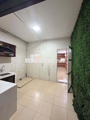 Chính chủ cho thuê lại căn hộ tập thể 60m2 Tầng 1 Kim Liên.