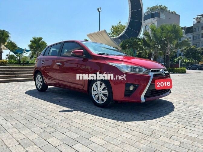 TOYOTA YARIS 1.3G 2016 - 90000 km