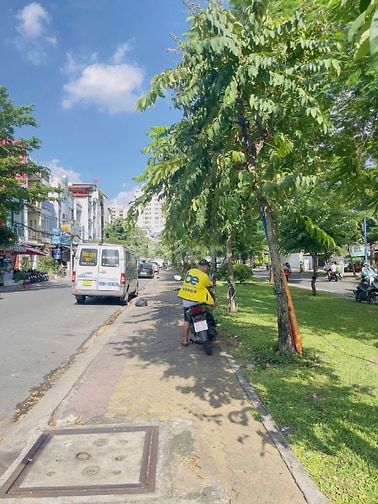 Ngộp Bank Giảm 3 TỶ- Bán nhanh căn MTKD Đồng Đen- 4.5x19- 3 lầu