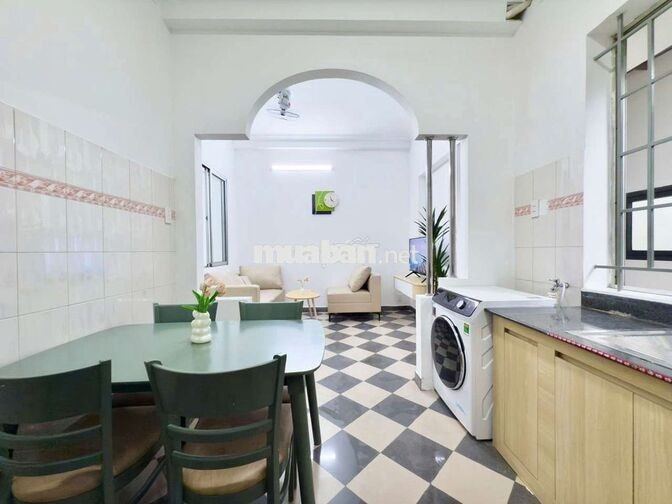 🏡 CĂN HỘ 2 PHÒNG NGỦ – SÂN SAU LỚN – FULL NỘI THẤT _ Khu Tên Lửa📍