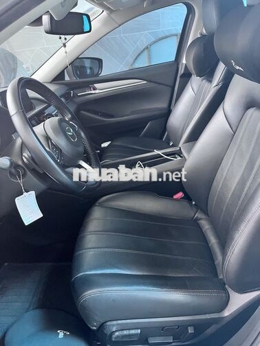 Mazda 6 2021 2.0 Premium Trắng