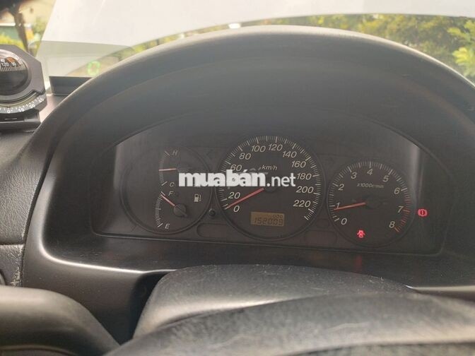 Ford Laser 2003 Ghia trắng