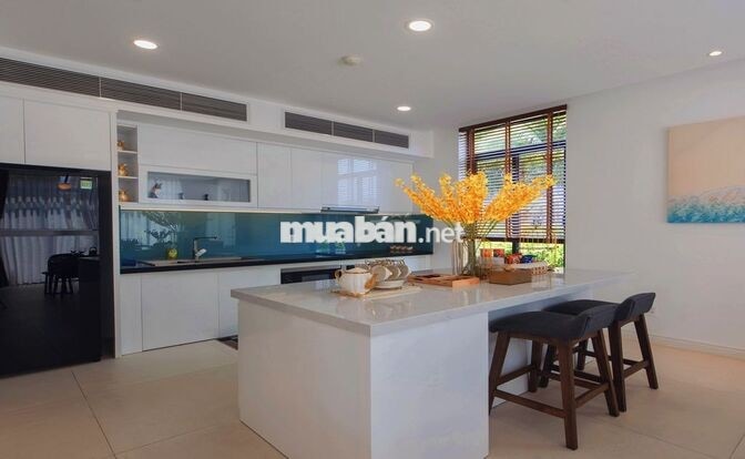 Villa resort 5 star, pool, gym short-long term for rent
