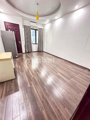 Cho Thuê Nhà Nguyên Căn 5T Nguyễn Khánh Toàn -Gara Ô Tô, Gần ĐH Thủ Đô