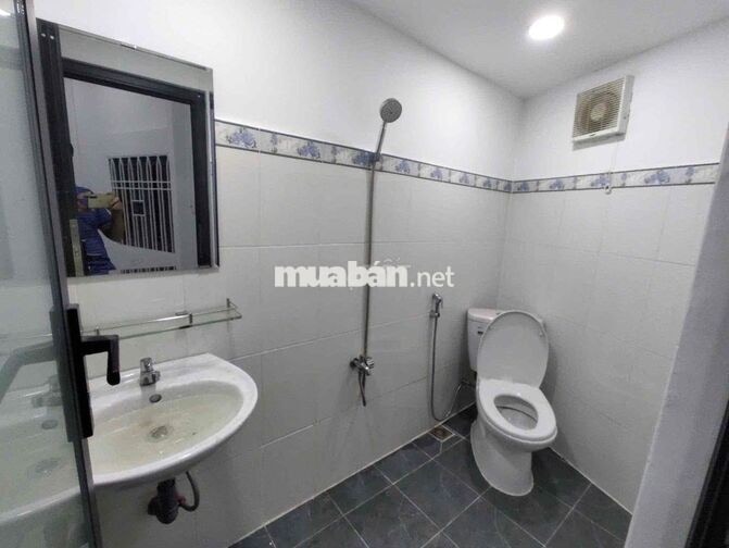 Cho thuê nhà hẻm xe tải, tiện kinh doanh, văn phòng