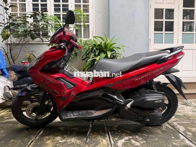 Honda Air Blade đỏ đen khoá ga biển43, máy rin êm