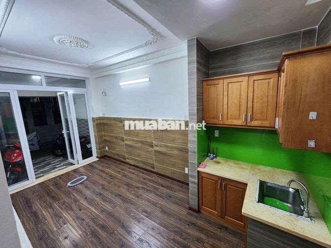 Cho thuê nhà 3 tầng 9tr HẺM 502 HUỲNH TẤN PHÁT -P. BÌNH THUẬN - QUẬN 7