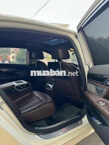 Bán xe BMW 740Li 2020 màu trắng