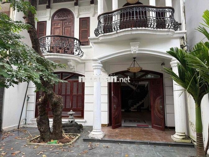 BIỆT THỰ SÂN VƯỜN KHU ĐỒNG NAI, QUẬN 10 - 8x25m - 2 TẦNG - $: 60 TRIỆU