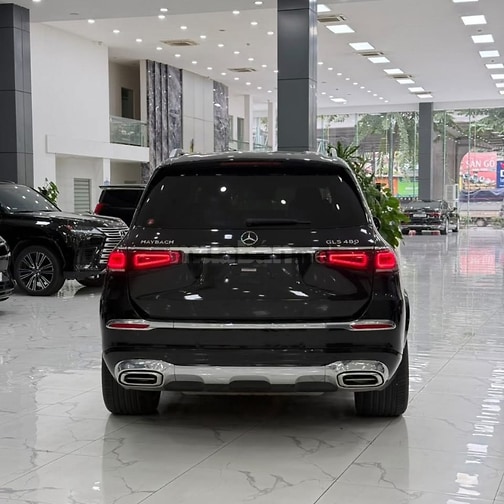 Bán Maybach GLS480 sản xuất 2023, lăn bánh cực ít xe như mới.