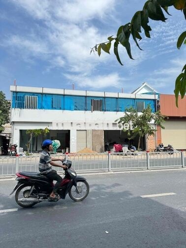 MẶT TIỀN NGANG KHỦNG – KINH DOANH CỰC ĐẸP!