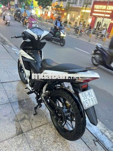 HONDA WINNER 2018 TRẮNG ĐEN 90%