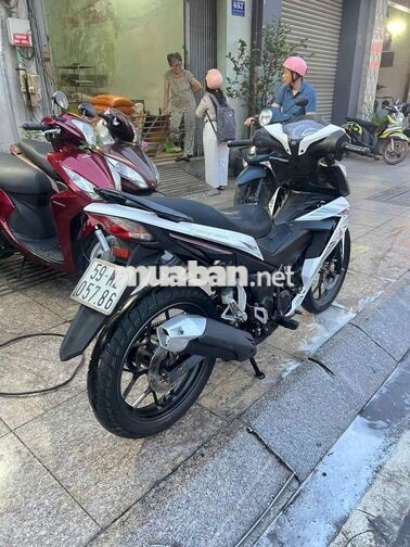 HONDA WINNER 2018 TRẮNG ĐEN 90%