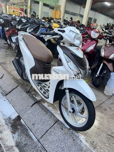 Honda Vision 2016 màu trắng mới 90%