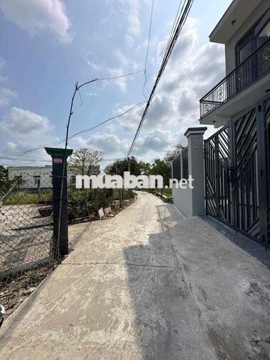 Chính chủ cần bán đất ngay Mỹ Lộc dt 134m2 full thổ shr giá 450tr