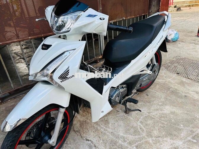 Honda Future 125 màu Trắng