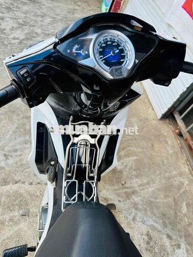 Honda Future 125 màu Trắng